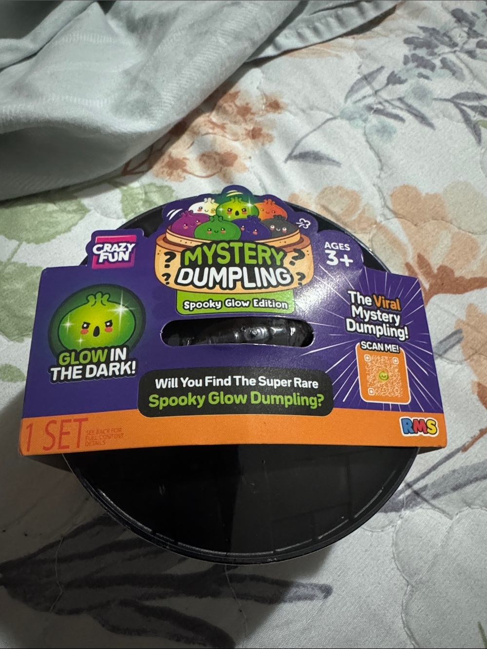 Mystery Dumpling Spooky Glow Edition Kids Toy - Green Glow